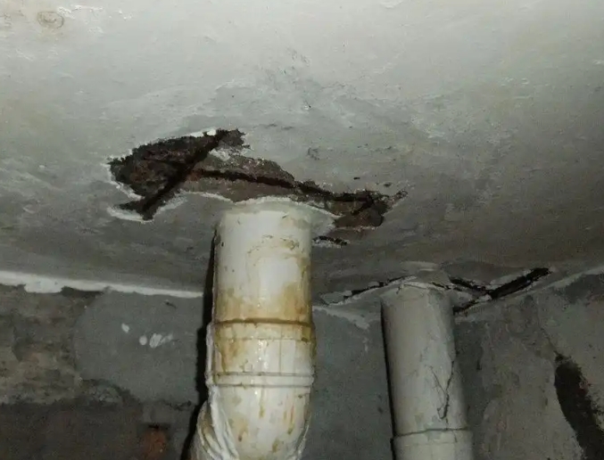 平阳卫生间漏水维修公司浅析平阳卫生间渗水维修的方法